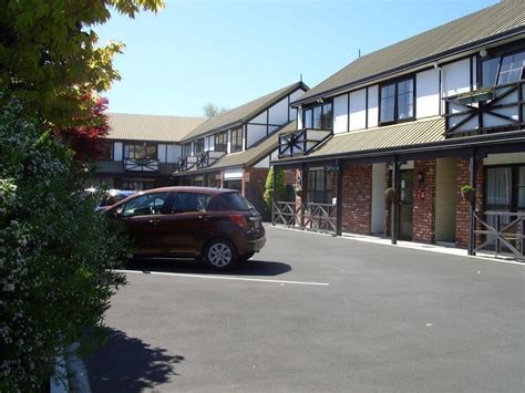 Tudor Court Motel, Christchurch .